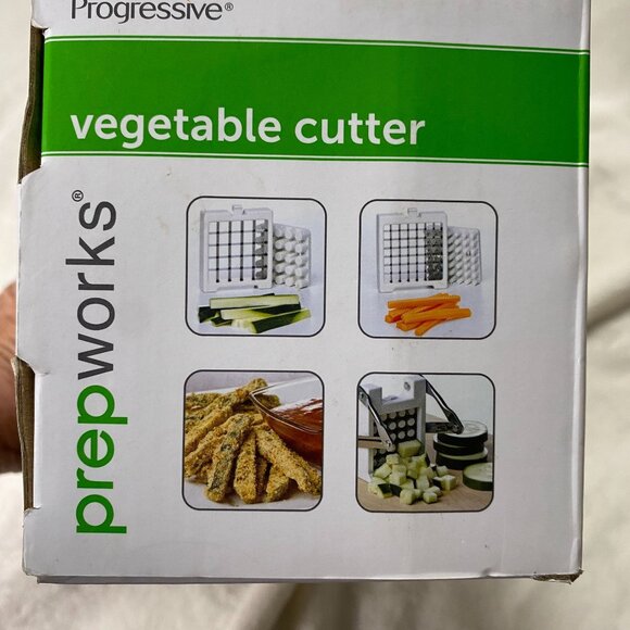 Prepworks by Progressive Vegetable Cutter with 2 Interchangeable Cutting Blades - Picture 2 of 10